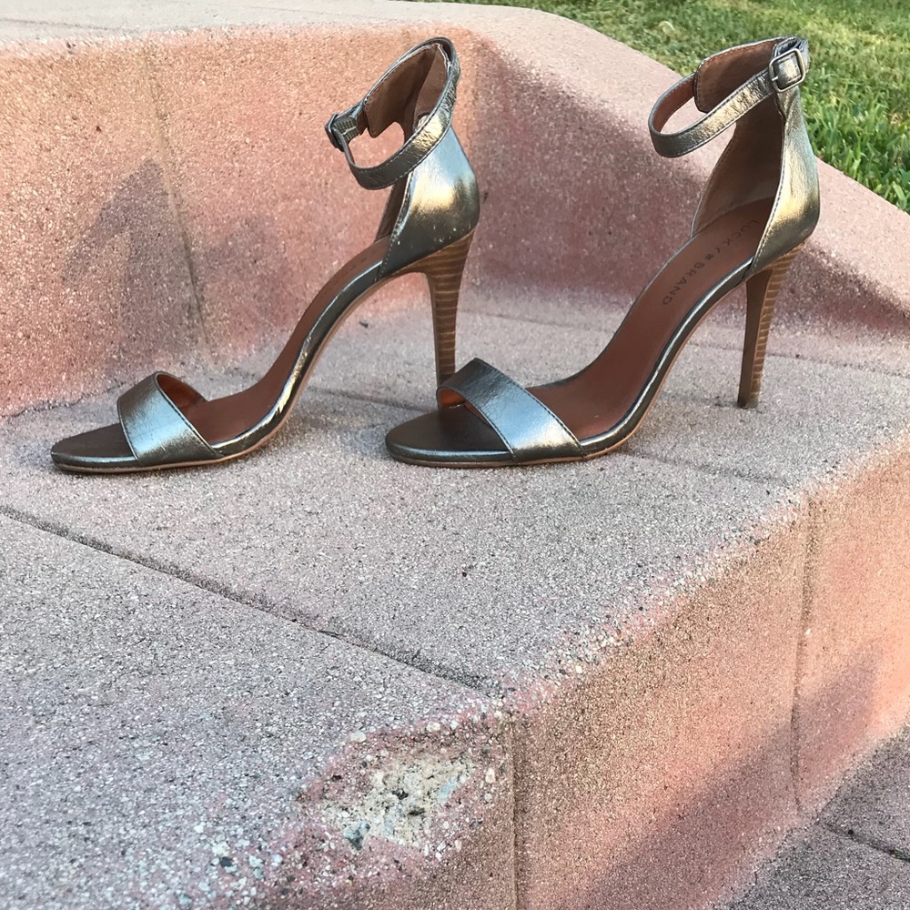 Lucky brand sandal heel silver